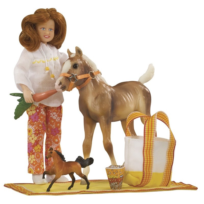 BREYER 1387 - PONY PICNIC - Colección MY FAVORITE HORSE